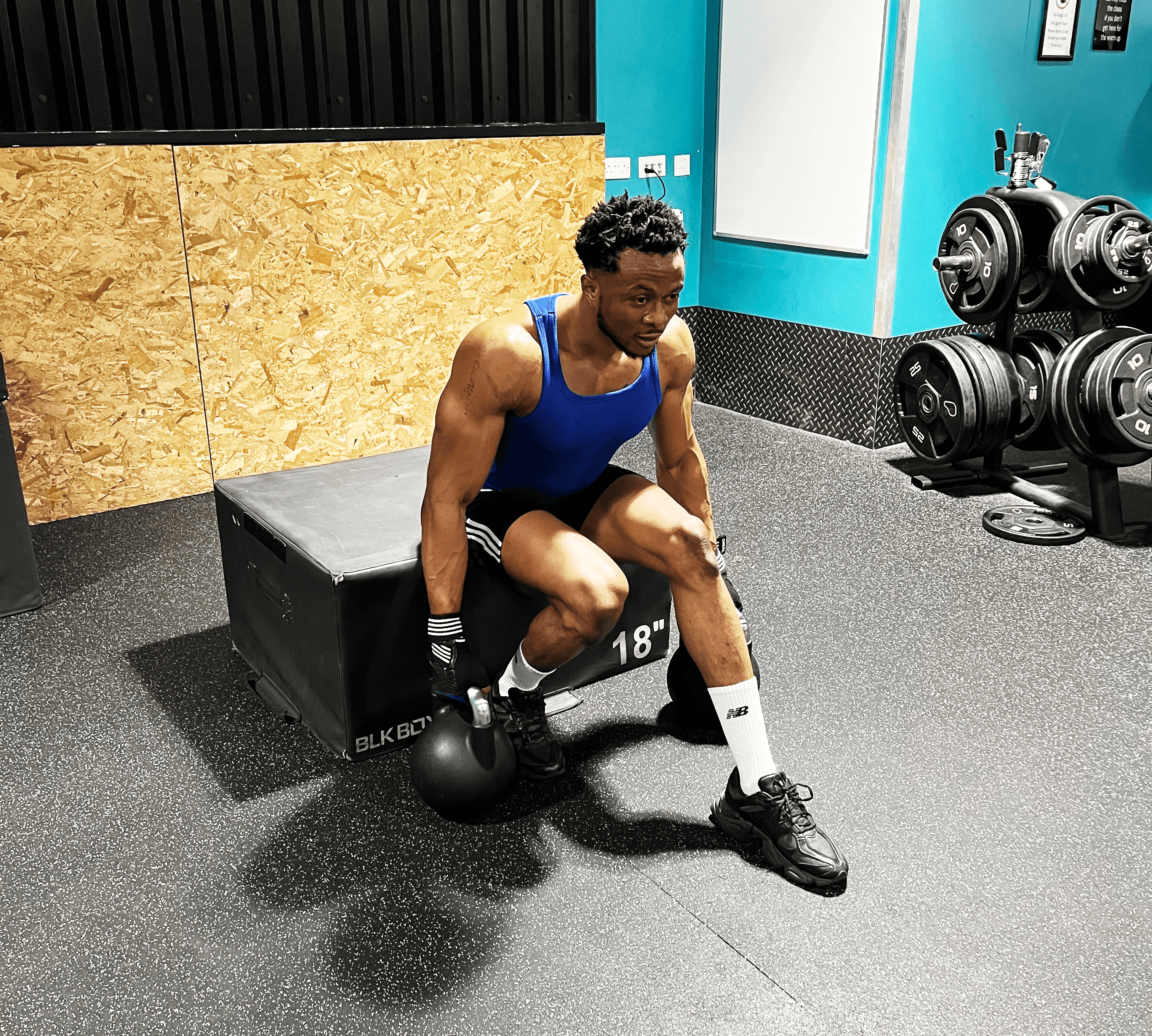 Ola Kegel performing exercise - GYMDEEN Gallery Image